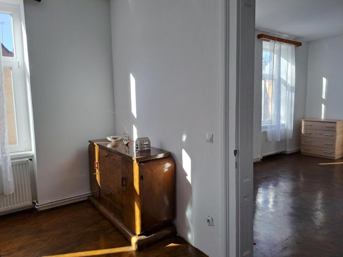 Cozy Apartment In The Heart Of ซีบิว ภายนอก รูปภาพ